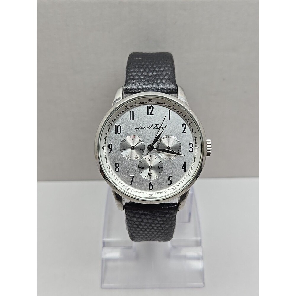 Jos A Bank Silver Dial Multifunction Mens Day Date 40mm Dress Watch New Battery